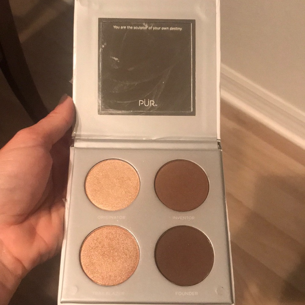 Pur sculptor highlight and contour palette